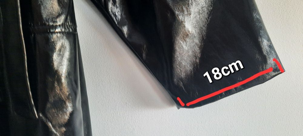 Płaszcz czarny PULL&BEAR r.M