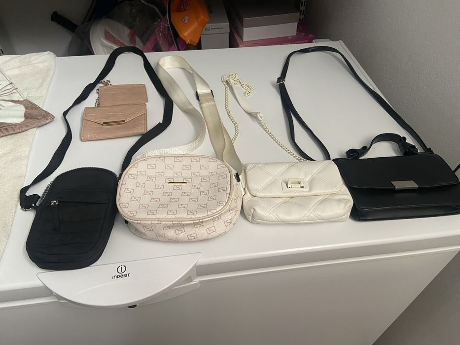 Varias malas de varias cores