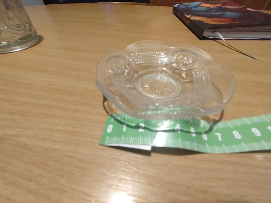 Mały spodeczek sprzed wojny