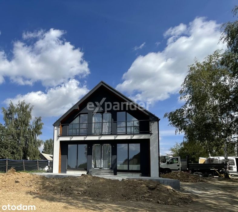 Dom z prywatnym laskiem brzozowym pod Krakowem