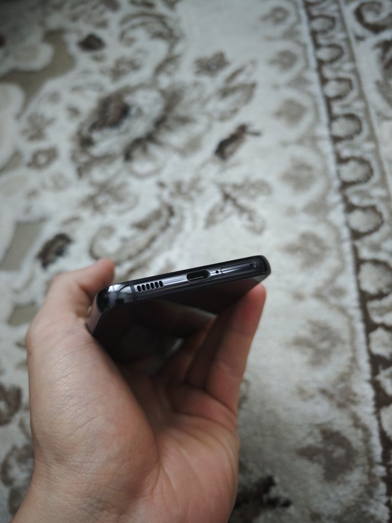Телефон Samsung s22 128 офіційний