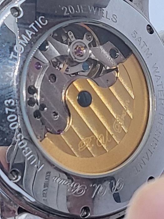 Часы наручные R.U.Braun