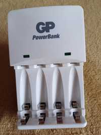 Ładowarka do akumulatorów.  GP PowerBank.