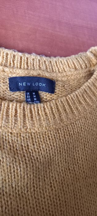 Sweter żółty z akrylu firmy NEW LOOK, rozmiar M.