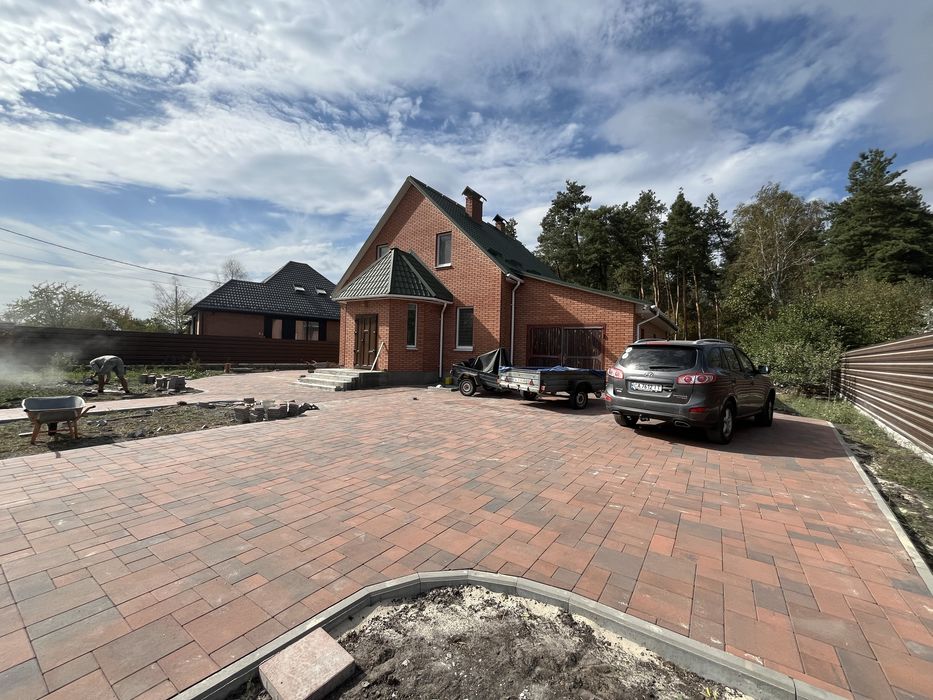 Укладання тротуарної плитки