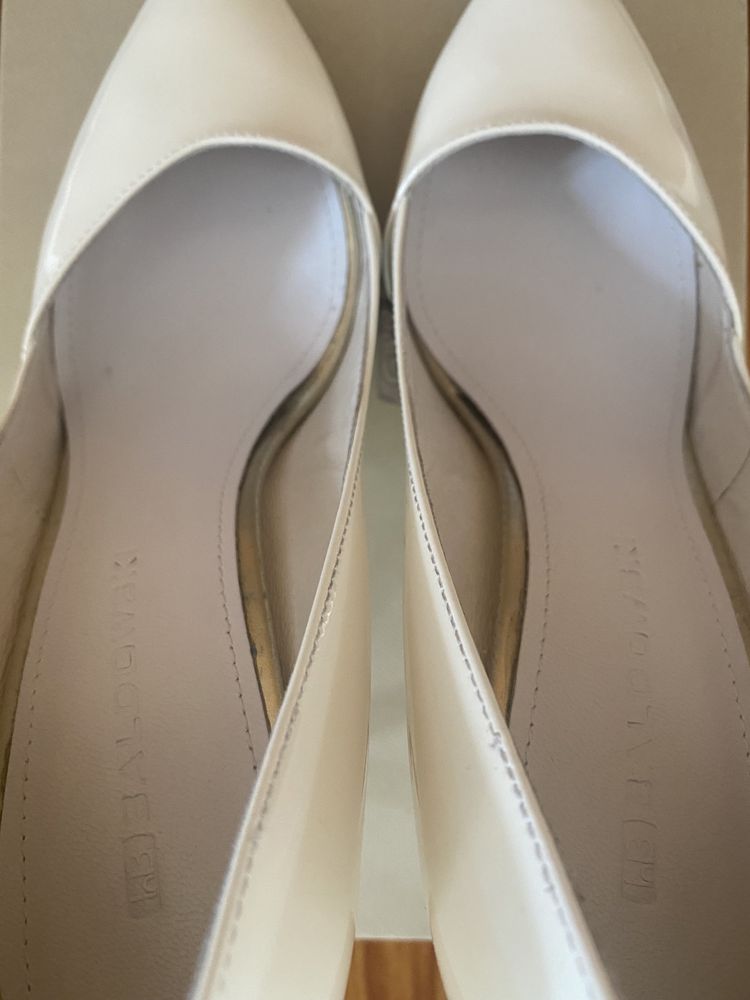 Buty szpilki 38 skóra Baldowski ślub