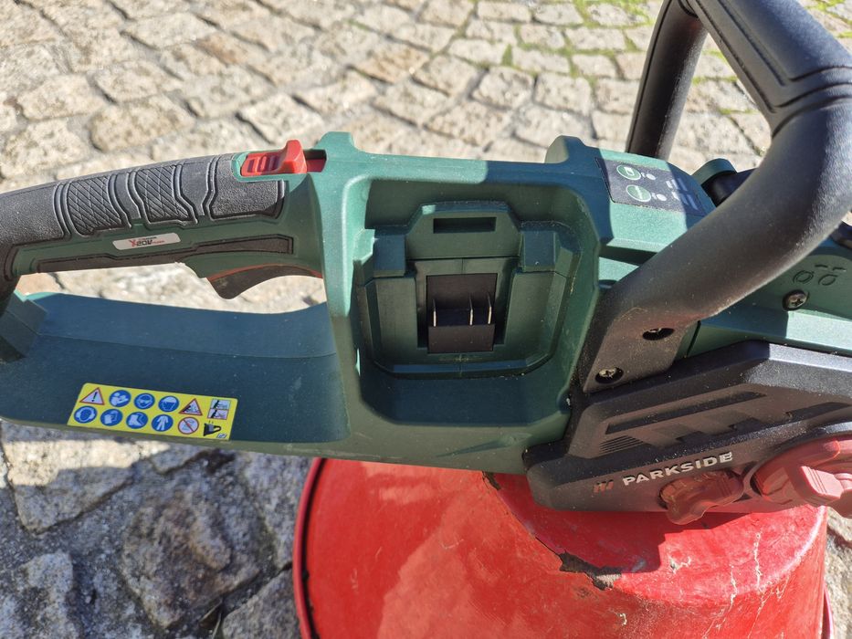 Motosserra parkside a bateria de 40 volts