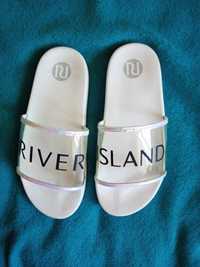 Оригінальні дитячі шльопки River Island(2)