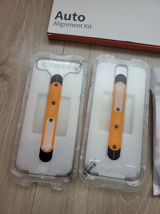 Захисне скло Spigen iPhone 16 Pro Max