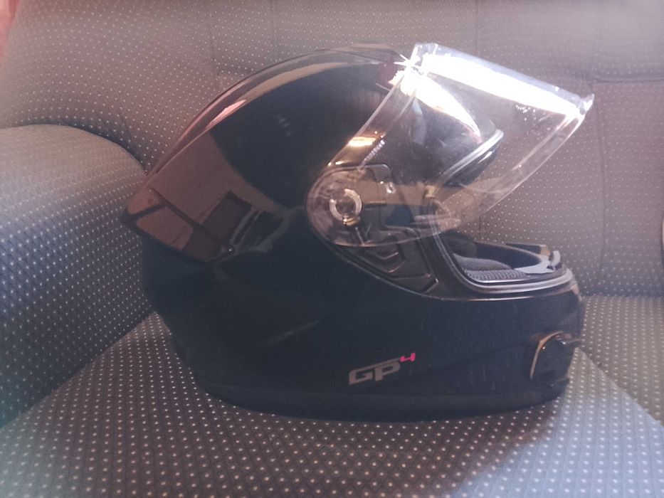 Capacete muito bom estado a venda, não aceito MB Way..!