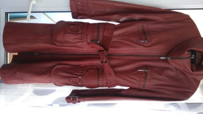 Пальто кожаное женское