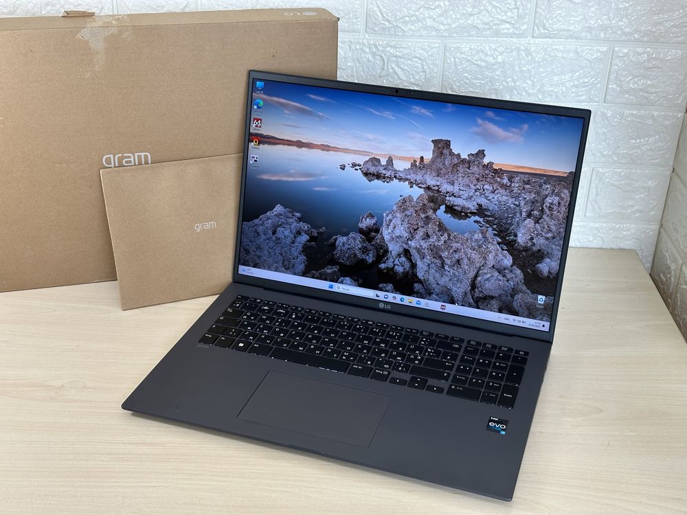 Новий! 2K 17 дюймів! i7-1360P (12 ядер!) LG Gram, 16/512gb