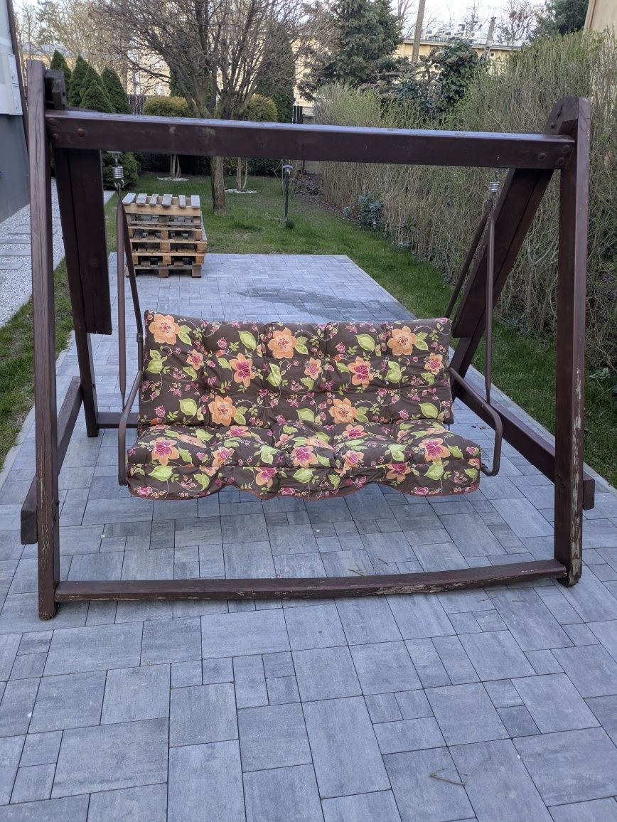 Huśtawka ogrodowa
