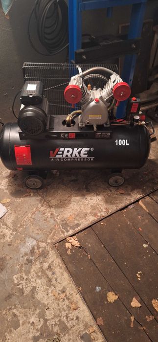 Sprężarkę 100L firmy  VERKE