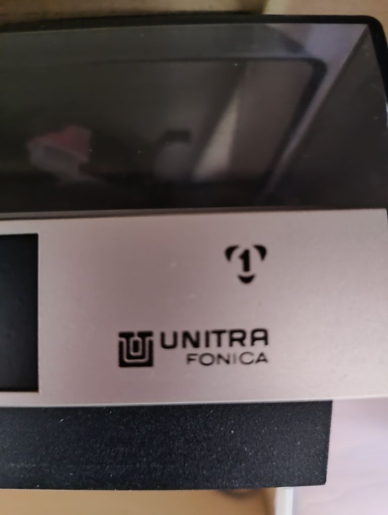 Gramofon UNITRA z 2 głośnikami