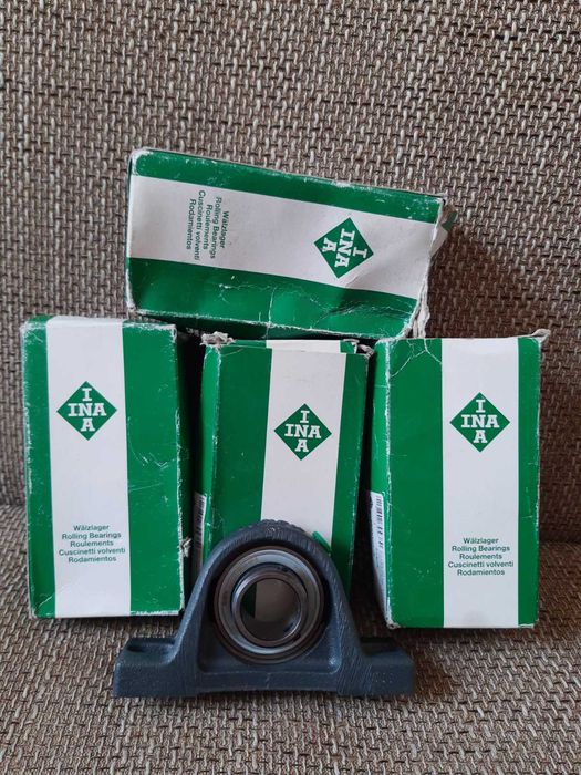 nowe łożyska samonastawne INA w obudowie 4szt 130x25x70