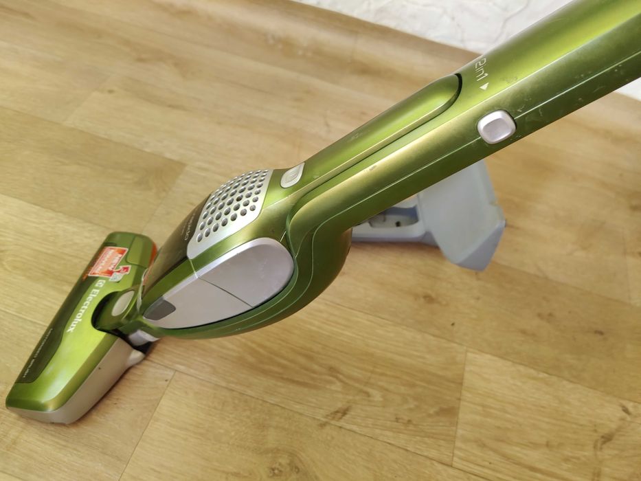 Пылесос Electrolux ZB-2934