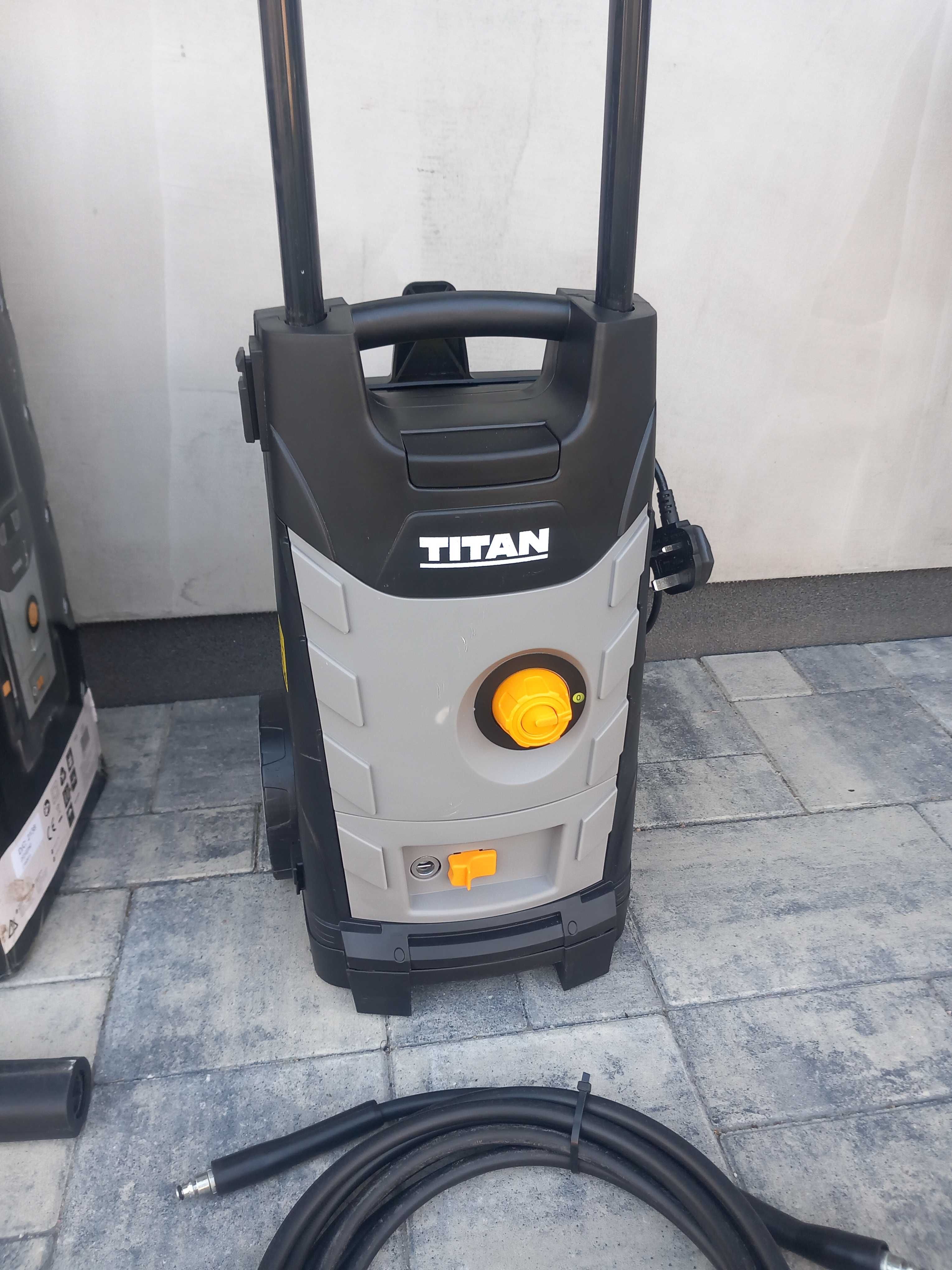 Myjka wysokociśnieniowa Titan 140 bar z pianownica jak nowa !!