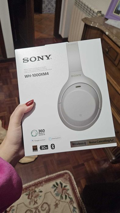 NEW ! Sony WH-1000XM4 - Headphones / Fones- Noise Cancelling