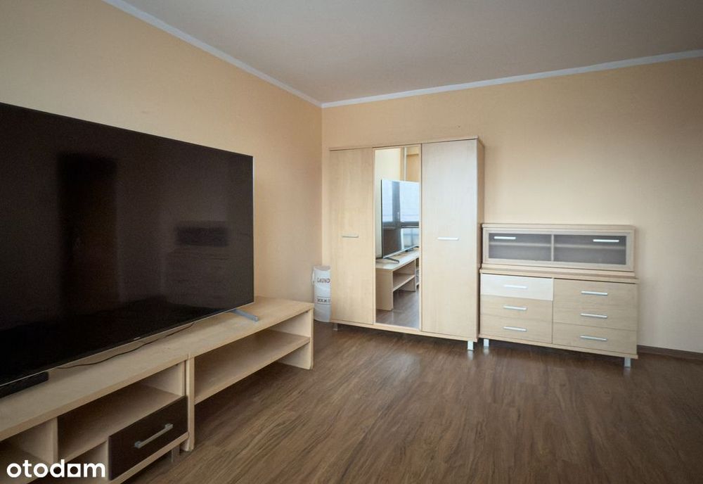 Ustawne 48 m² – 3. piętro, blok z windą