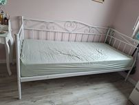 Łóżko 90x200 z materacem