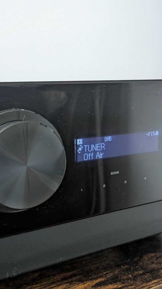 Amplituner YAMAHA MusicCast RX-V4A Czarny 5.2-kanałowy,