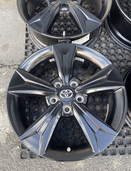 Диски 5/114.3 r17 оригінальні Toyota