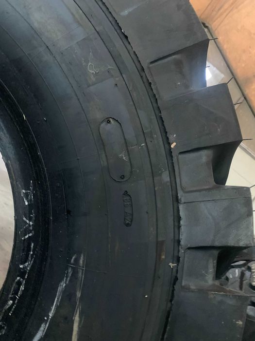 Opony bieżnikowane 20.5R25 XLDD2