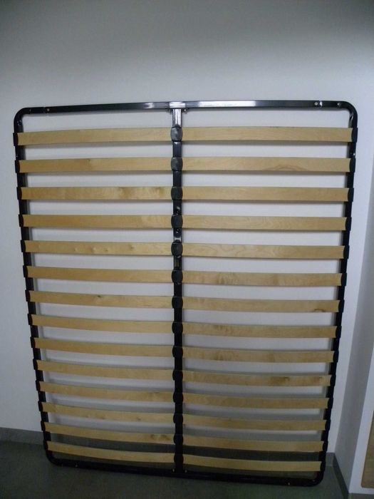 Stelaż pod materac sprzedam