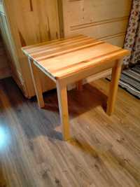 Stół drewniany 75x75