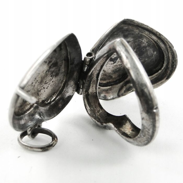 S3W sekretnik w kształcie serca