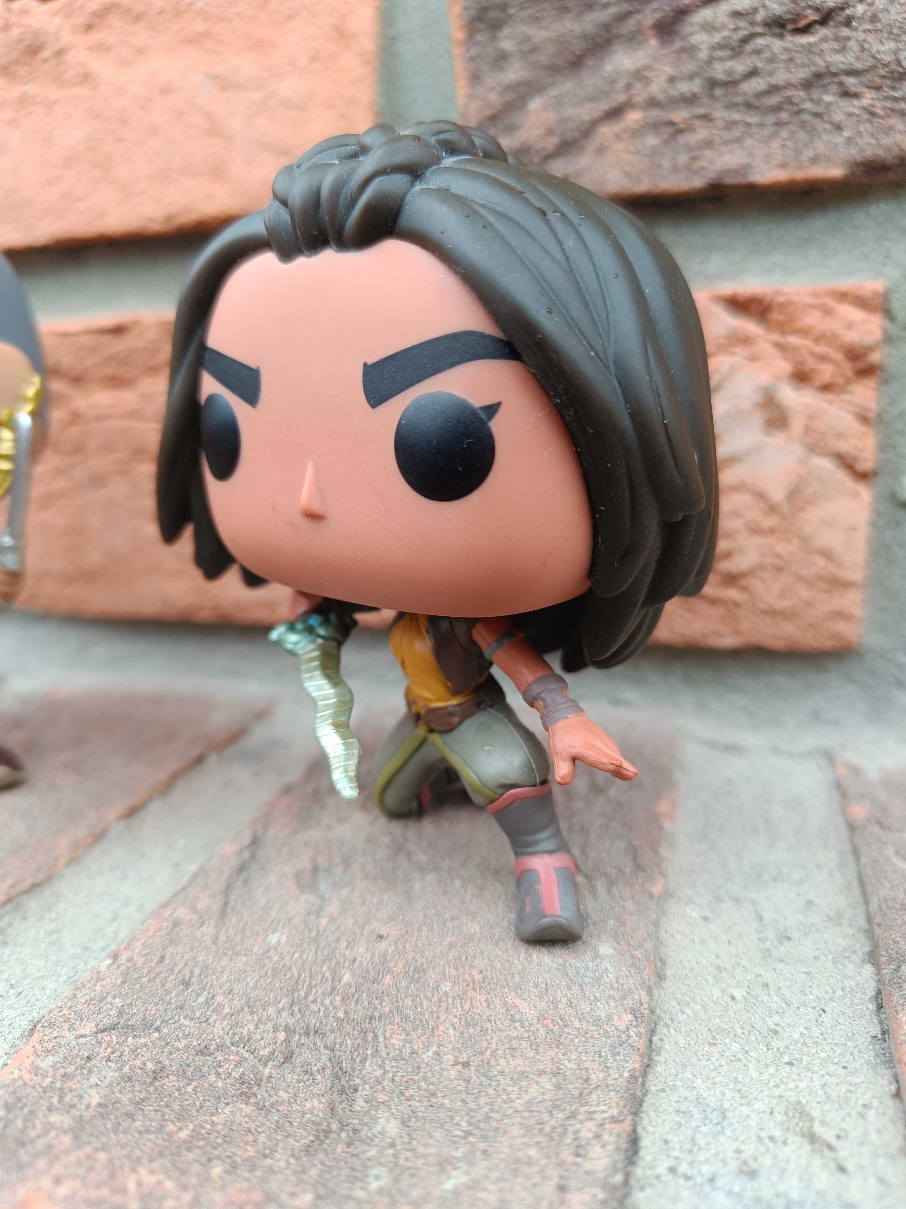 Funko POP Disney: Raya and the Last Dragon: Raya №50549; Namari №50552