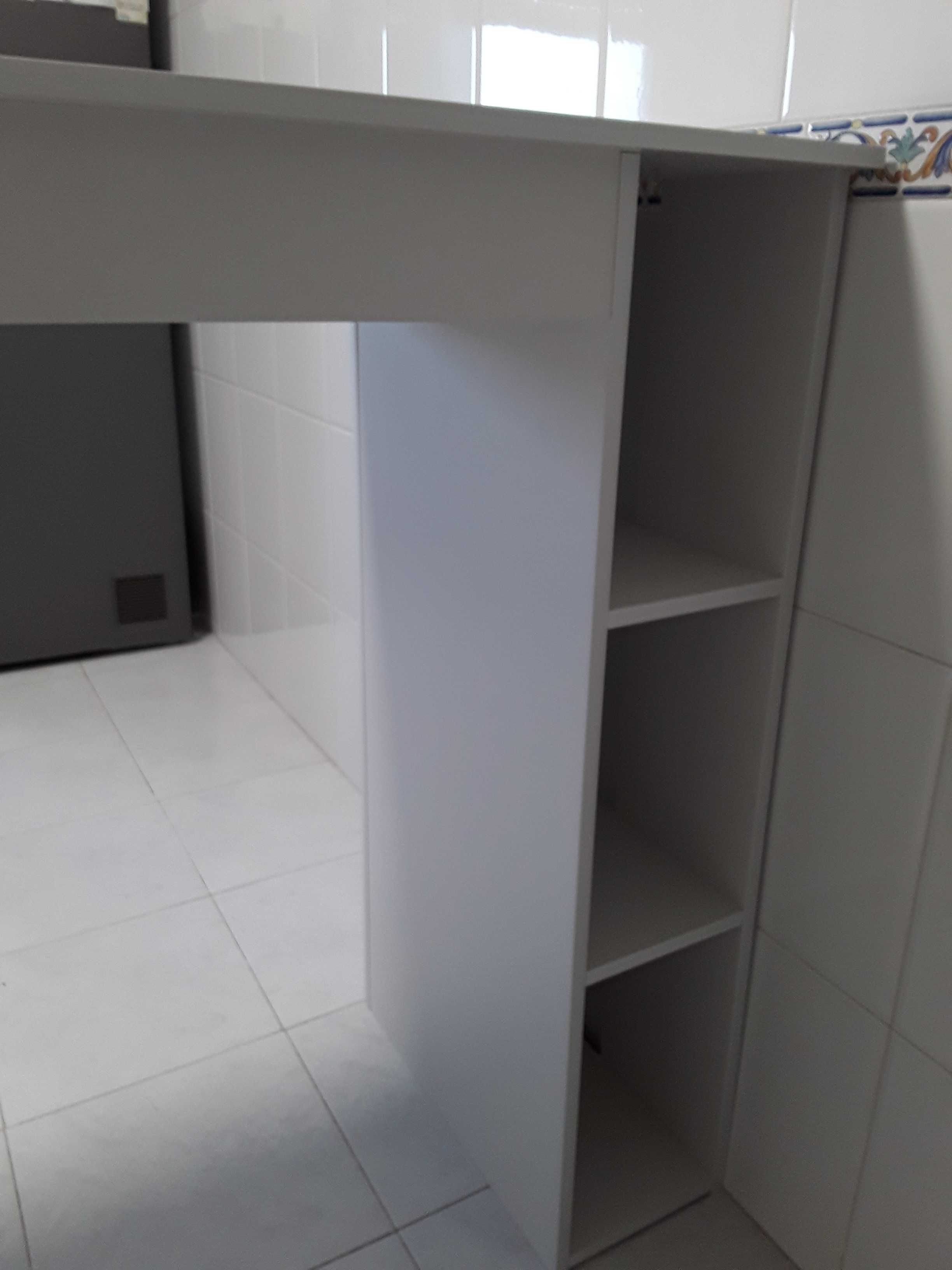 Mesa  Balcão para cozinha - NOVO