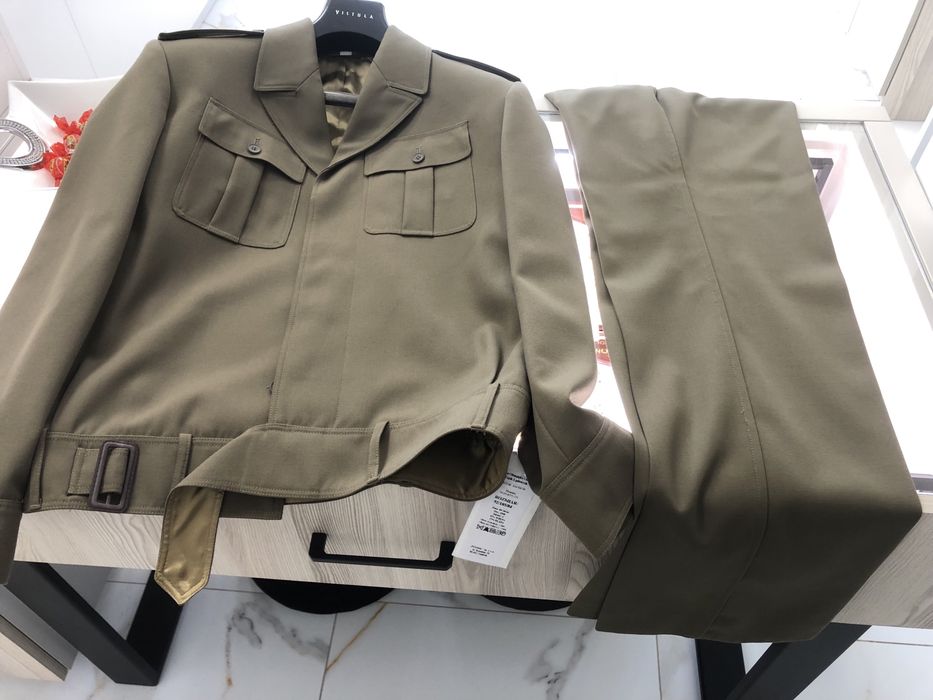 Mundur wojskowy nowy