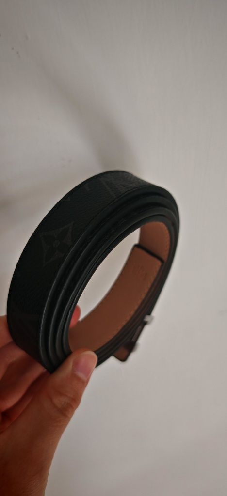 Nowy pasek damski Louis Vuitton 130
