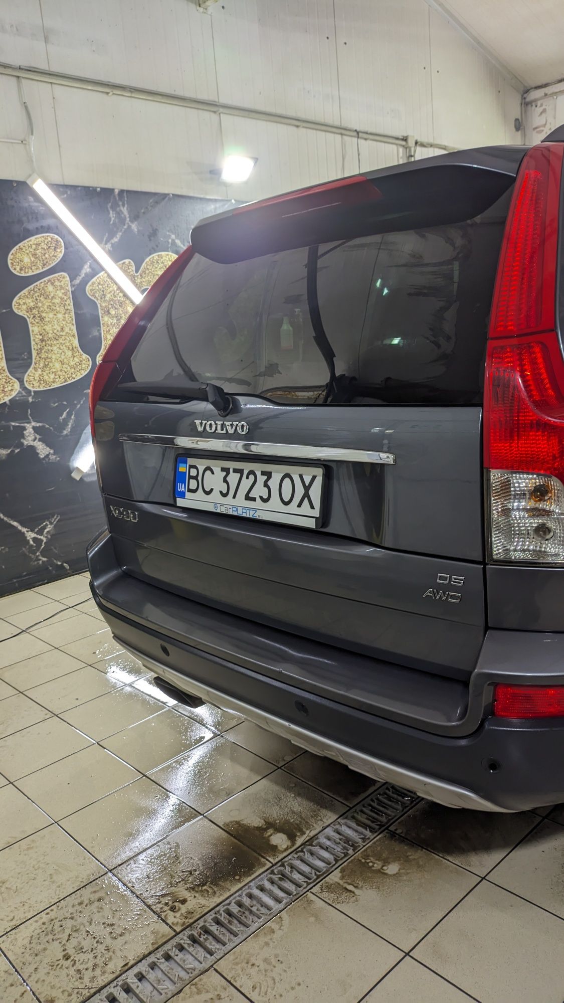 Volvo XC90 inscription