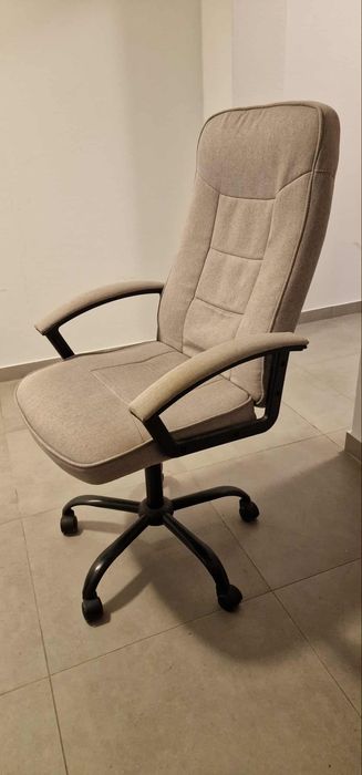 Krzesło biurowe JYSK