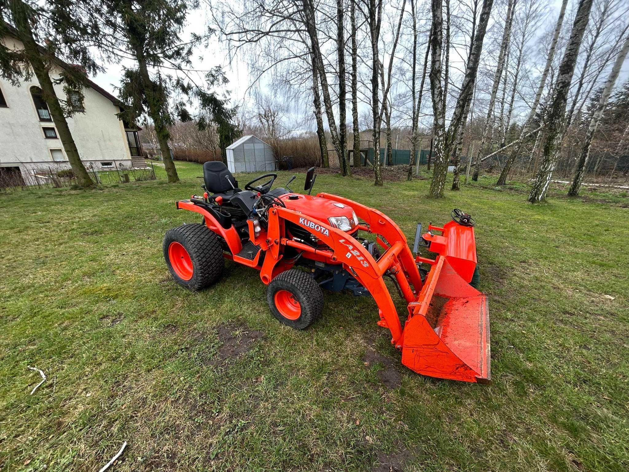 Mini traktorek KUBOTA