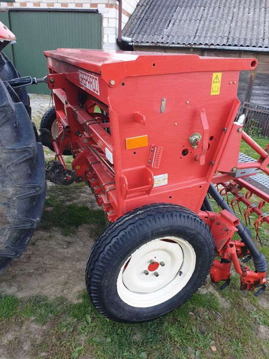 Siewnik zbożowy GASPARDO NINA M300