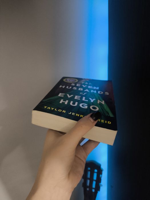 The seven husbands of Evelyn Hugo