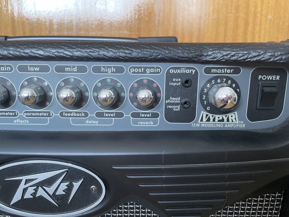Amplificador Peavey Vypyr 30W