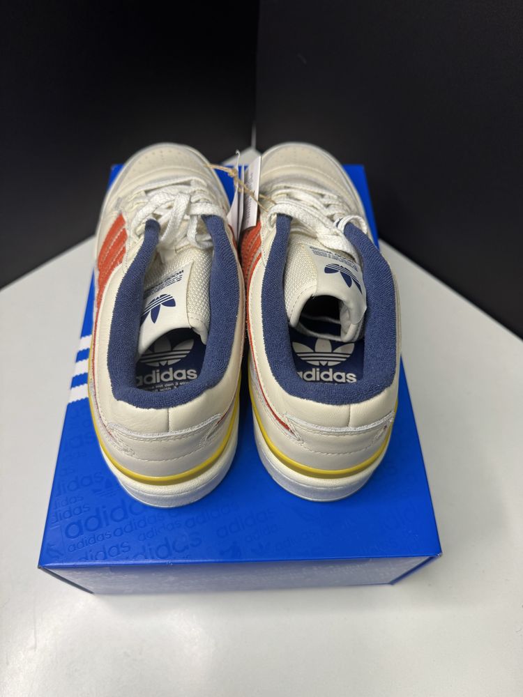 Оригінал Adidas forum low  woodwood