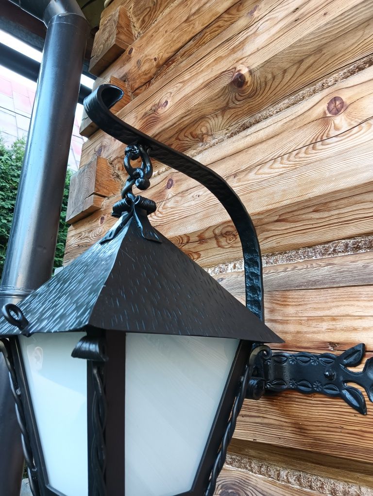 Lampa  ręcznie kuta zewnetrzna