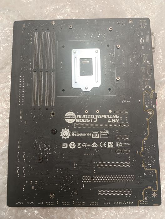 Материнська плата MSI Z170A разом із процесором