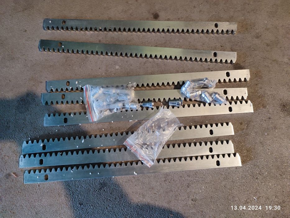 Prowadnice metalowe do bramy przesuwnej