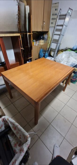 Stol drewniany do jadalni