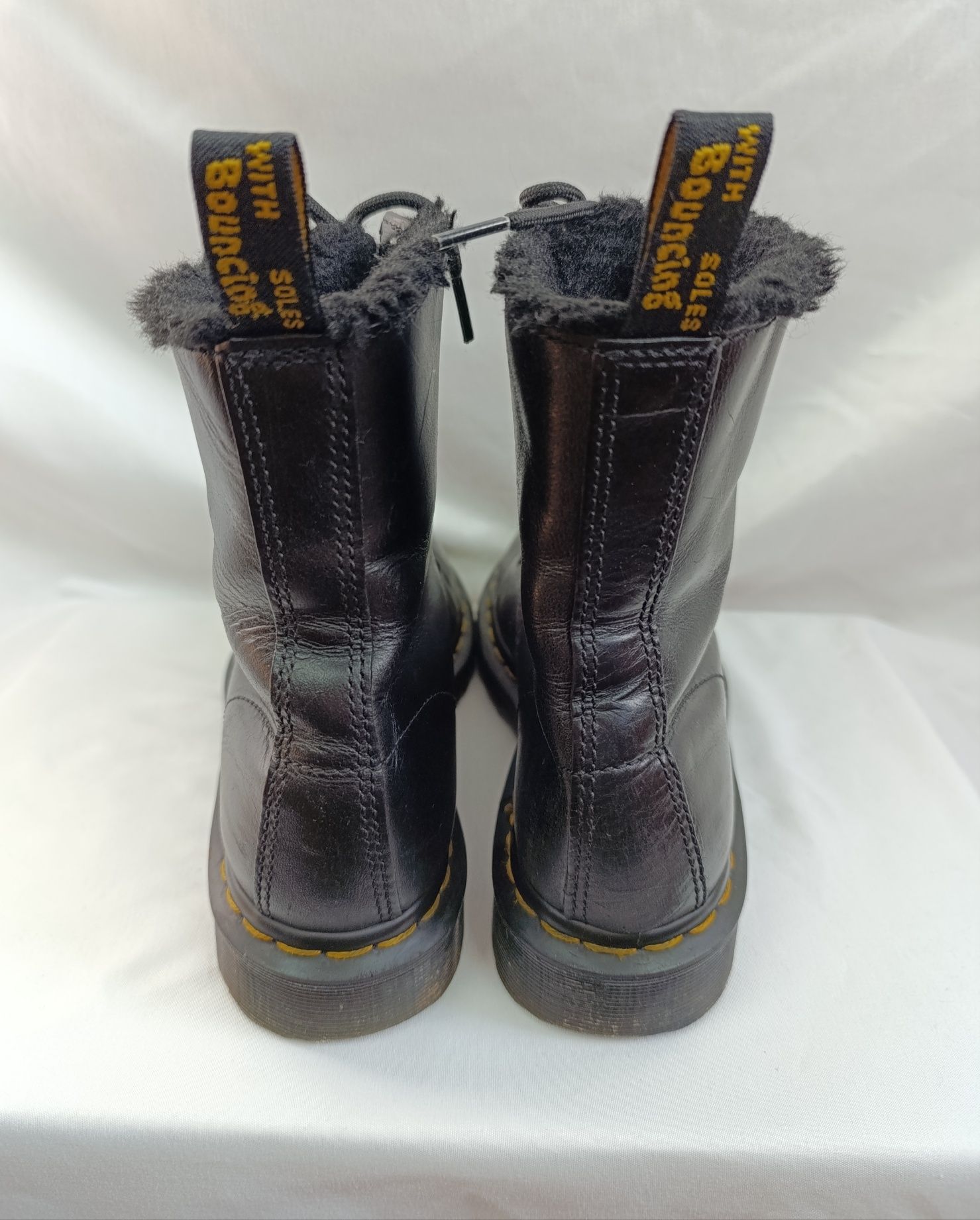 Buty Dr. Martens 1460 Serena 40 Wysokie Czarne Ocieplane