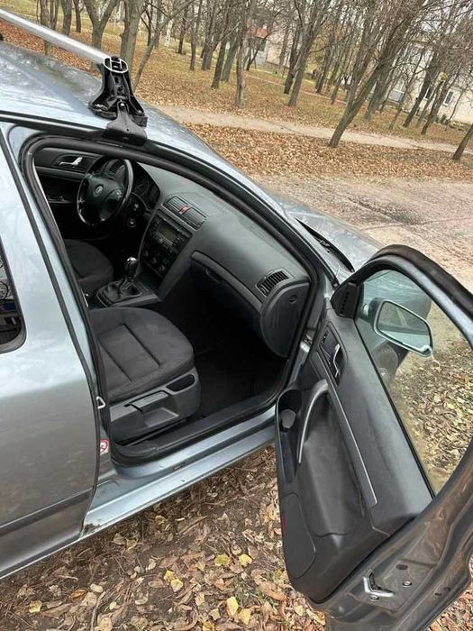 Нерозмитнені авто