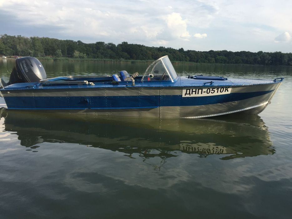 Лодка - катер Прогресс 2М Yamaha 25-4кл.