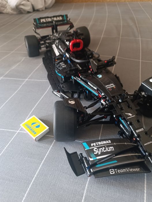 Продам Mercedes-AMG F1 W14 !!в собранном виде!!